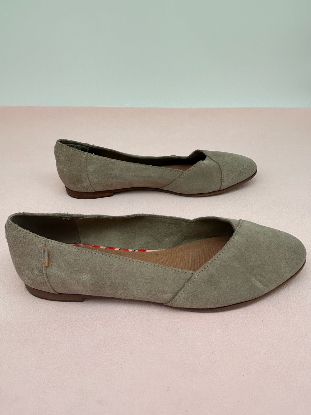 Toms - Women’s Suede Dessert Taupe Ballet Slip-On Flats